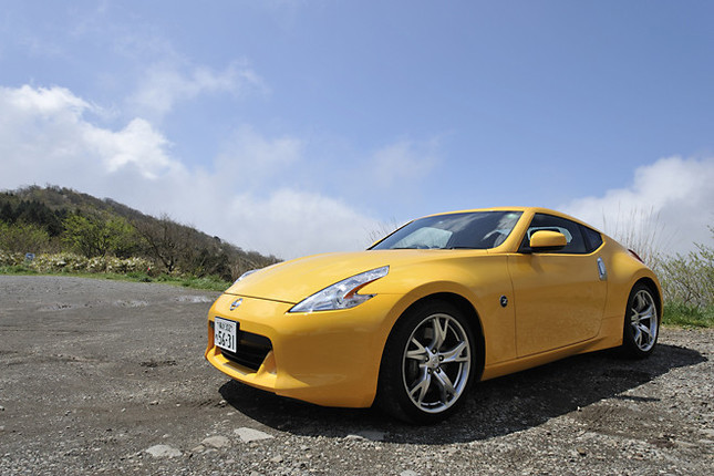 【スペック】全長×全幅×全高=4250×1845×1315mm/ホイールベース=2550mm/車重=1520kg/駆動方式=FR/3.7リッター V6DOHC24バルブ(336ps/7000rpm、37.2kgm/5200rpm)/価格=435万7500円(テスト車=481万6350円/カーウイングスナビゲーションシステム(HDD方式)+ETCユニット=32万2350円/特別塗装色=13万6500円)