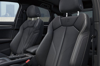 「アウディQ3」に足元を引き締めた特別仕様車「ダイナミックエディション」が登場の画像