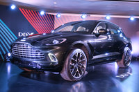 満を持して発表されたアストンマーティン初のSUV「DBX」。