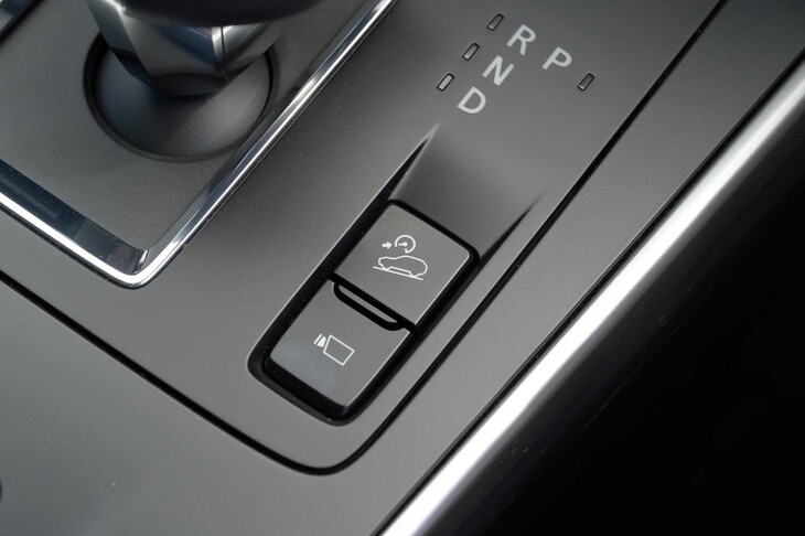 マツダCX-80 XD Sパッケージ(カメラ/ヒルディセントコントロールスイッチ)