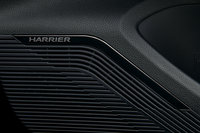 「トヨタ・ハリアー」がフルモデルチェンジ 元祖“都市型SUV”が4代目に進化の画像