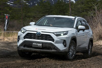 プレゼンテーションではデザインを重視した旨が説明された「ジオランダーA/T4」だが、従来品よりパフォーマンスも大きく進化。特に悪路走破性や耐傷性、スノー性能が大幅に向上している。