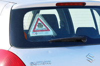 【写真3】「ケーキ載ってます」のステッカー。