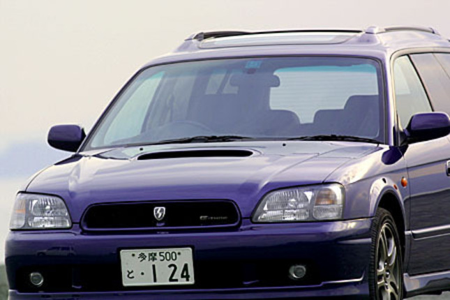 【スペック】全長×全幅×全高=4680×1695×1485mm/ホイールベース=2650mm/車重=1520kg/駆動方式=4WD/2リッター水平対向4DOHC16バルブターボ・インタークーラー付き(260ps/6000rpm、32.5kgm/5000rpm)/車両本体価格=300.8万円(テスト車=343.3万円)