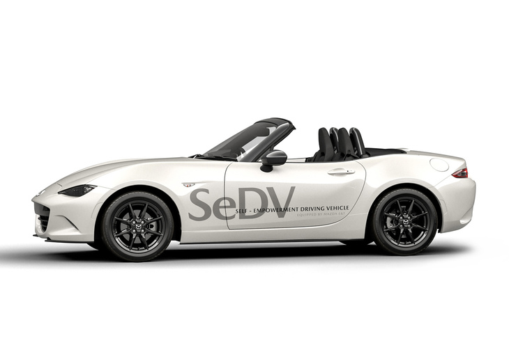 MAZDA ROADSTER Self-empowerment Driving Vehicle