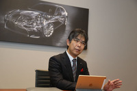 レクサスの“新章”に必要なものは何か。「絶対的な価値を醸成して、お客さまに進んで選んでいただけるような存在になるべき」と旭氏。