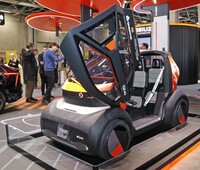 2022年10月、パリモーターショーに参考出品された「モビライズ・デュオ」。