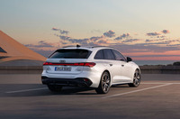 「アウディA4/S4」改め新型「アウディA5/S5」シリーズの国内販売がスタートの画像