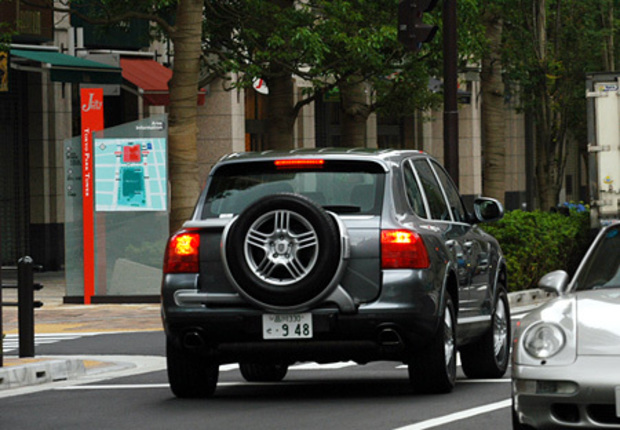 【スペック】全長×全幅×全高=4782×1928×1699mm/ホイールベース=2855mm/車重=2245kg/駆動方式=4WD/4.5リッターV8DOHC32バルブ(340ps/6000rpm、42.8kgm/2500-5500rpm)/車両本体価格=860.0万円(テスト車=955.0万円)