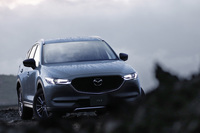 マツダが「CX-5」を一部改良 オフロードテイストのアクセサリーパッケージとエレガントな内装の特別仕様車も設定の画像