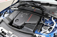 「M256」を進化させた3リッター直6ターボ「M256M」を搭載する「CLE53 4MATIC+ カブリオレ」。エンジン単体で最高出力449PS、最大トルク560N・mを発生する。