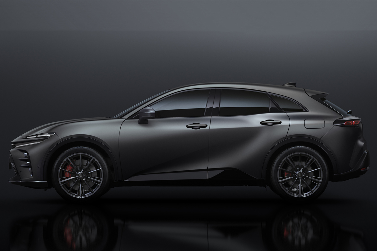 トヨタ クラウンスポーツ マットメタル 限定仕様 ミニカー 1/30 img_bf14d68d05b128c8ce64387b86