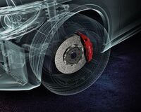 「アルファ・ロメオ・ジュリア クアドリフォリオ」に左ハンドル仕様が登場の画像