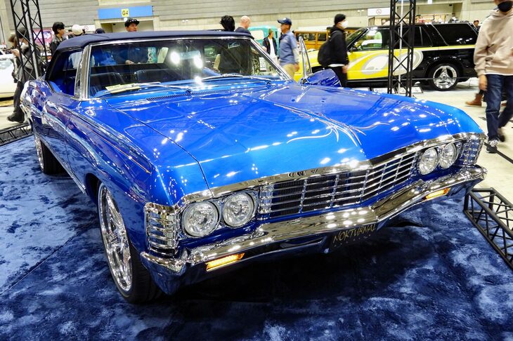 これまた「シボレー・インパラ コンバーチブル」。1967年式とのこと。