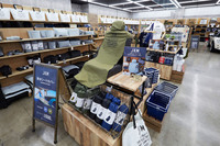 オートバックスのオリジナル製品も扱っている。