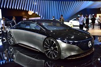 「ヴィジョンEQS」は、メルセデス・ベンツの電動車ブランド「EQ」からローンチされた大型サルーン。2019年9月のフランクフルトモーターショーで世界初公開された。