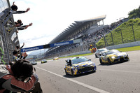 完走を果たした「カローラH2コンセプト」。富士スピードウェイを24時間で358周した。