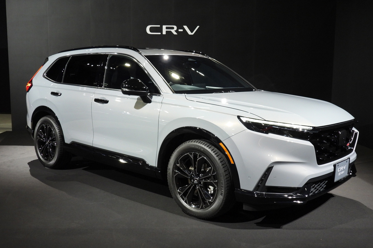 ホンダが6代目となる新型「CR-V」の情報を公開 2025年12月12日に先行 
