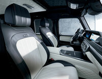 内装色:MANUFAKTURプラチナホワイト/ブラック