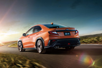 ボディーサイズは全長×全幅×全高=4670×1825×1465mm、ホイールベースは2675mm。ボディーは「Aggressive」というコンセプトのもとにデザインされたという。