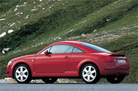 アウディ「TTクーペ1.8T」に6段ATの画像