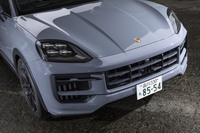 2023年のマイナーチェンジではボンネットのプレスラインの絞りが深くなったほか、バンパーの両サイドのデザインが変わった。