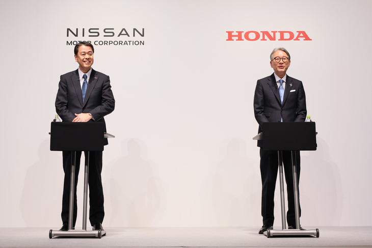 2024年3月15日、日産自動車と本田技研工業は、自動車の電動化・知能化に向け、戦略的パートナーシップの検討を開始する覚書を締結したと発表した。それから9カ月後、この関係は「共同持株会社設立による経営統合の検討」へと発展する。