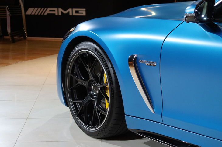 メルセデスAMG GT63 4MATIC+ クーペ(左フロントフェンダー)