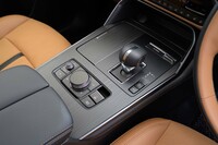 マツダが3列シートの新型SUV「CX-80」を発表 2024年秋の発売を予定の画像