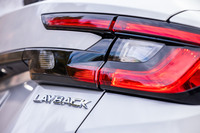 車名の「LAYBACK(レイバック)」とは、「くつろぐ」や「ゆったり」「リラックスできる」という意味の英語「laid back」をもとにした造語。「ゆとりある豊かな時間や空間を大切にする気持ちをネーミングに込めた」と説明される。