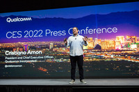 「CES 2022」におけるクアルコムのプレスカンファレンスより、自社の戦略を説明するクリスティアーノ・アモンCEO。