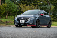 2024年7月18日に発売された「日産ノート オーラNISMOチューンドe-POWER 4WD」。ノート オーラにはあった4WDモデルがNISMOでも選べるようになった。