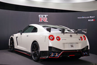 「日産GT-R」と「フェアレディZ」に生誕50周年記念車の画像