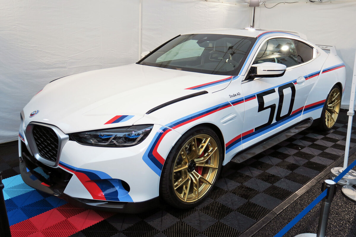 スタディが「BMW 3.0 CSL」を日本初公開 BMW Mの創立50周年を祝う貴重 