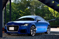 アウディTT RSクーペ