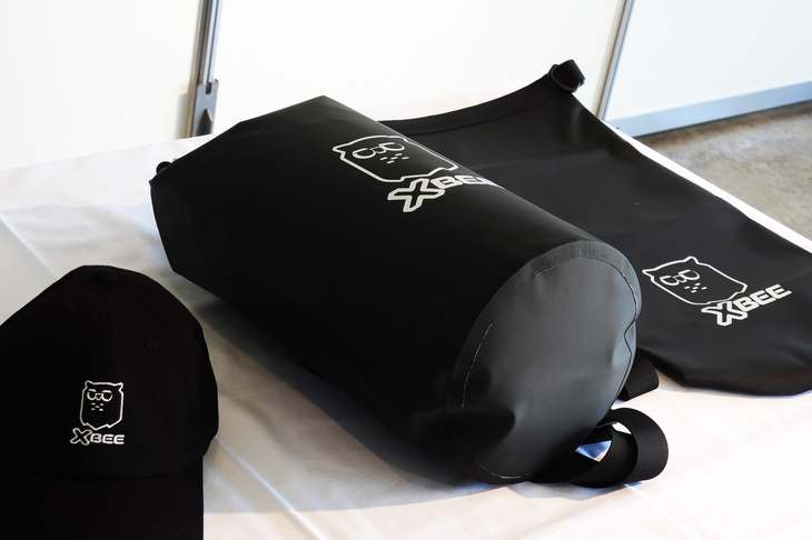 会場に展示された「スズキ・クロスビー」の用品。
