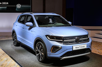 コンパクトSUV「Tクロス」のマイナーチェンジモデル。導入発表直後の2024年7月6日に予約注文の受け付けが開始された。デリバリーは同年9月に始まる見込み。