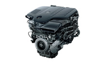 2.9リッターの直6ディーゼルターボ「OM656」は、最高出力330PS/3600-4200rpm、最大トルク700N・m/1200-3200rpmを発生。わずか1200rpmという低回転域から強力なトルクを味わえる。