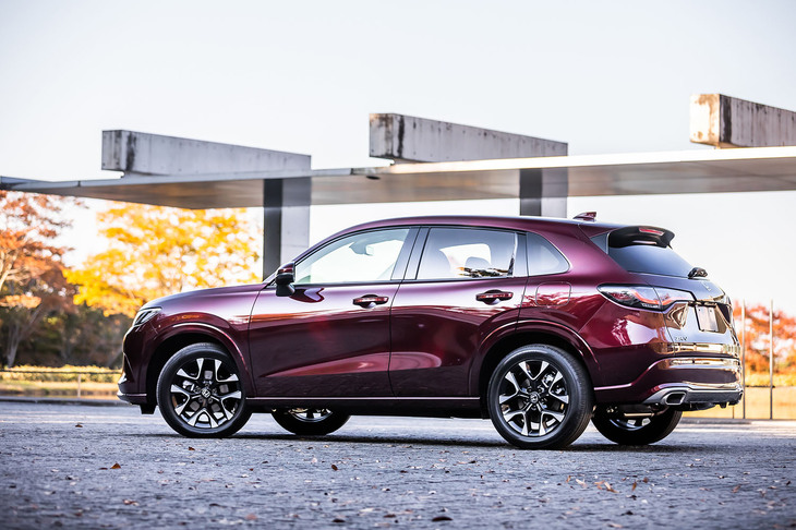 ホンダZR-V e:HEV Z(リアビュー)