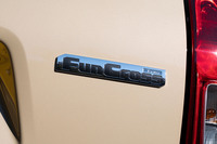 2022年10月のマイナーチェンジで「タント」に追加された「ファンクロス」。SUVテイストの軽スーパーハイトワゴンとしては、「スズキ・スペーシア ギア」「三菱eKクロス スペース」に遅れての登場となったが、ダイハツはこのジャンルの嚆矢(こうし)は自社の「ウェイク」であると主張している……。