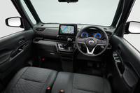 「ルークス ハイウェイスター アーバンクロム」のインテリア。