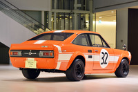 軽量小型のボディーに高回転型のエンジンを搭載した2代目「サニー」は、レースでも大活躍した。