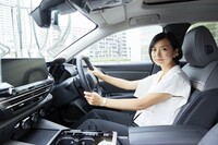 「カラーマテリアルデザイナーの担当は人が触れるすべての部分です」