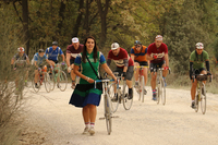 途中で押して歩くもよし。ゴールは夜10時まで開いている。イベントの目標は完走だ。