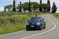 キャンティ地方の県道で。