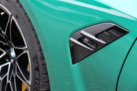 「M3」には「コンペティション」と「コンペティション トラックパッケージ」の2モデルがラインナップし、いずれも後輪駆動車と四輪駆動車が設定されている。今回、池沢早人師先生が試乗したのは、コンペティションの後輪駆動車。