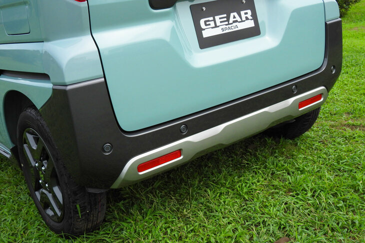 スズキ・スペーシア ギア ハイブリッドXZターボ(リアバンパー&スキッドプレート)