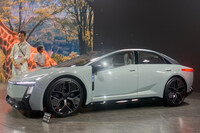 トヨタ・カローラ コンセプト