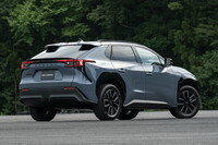 2021年1月に発表、2022年5月に日本での受注が開始された「スバル・ソルテラ」。トヨタとの協業で生まれた、クロスオーバータイプのBEVだ。