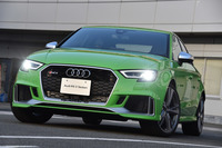 アウディRS 3セダン